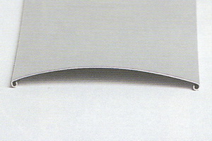 gebördelte Lamelle 80mm breit